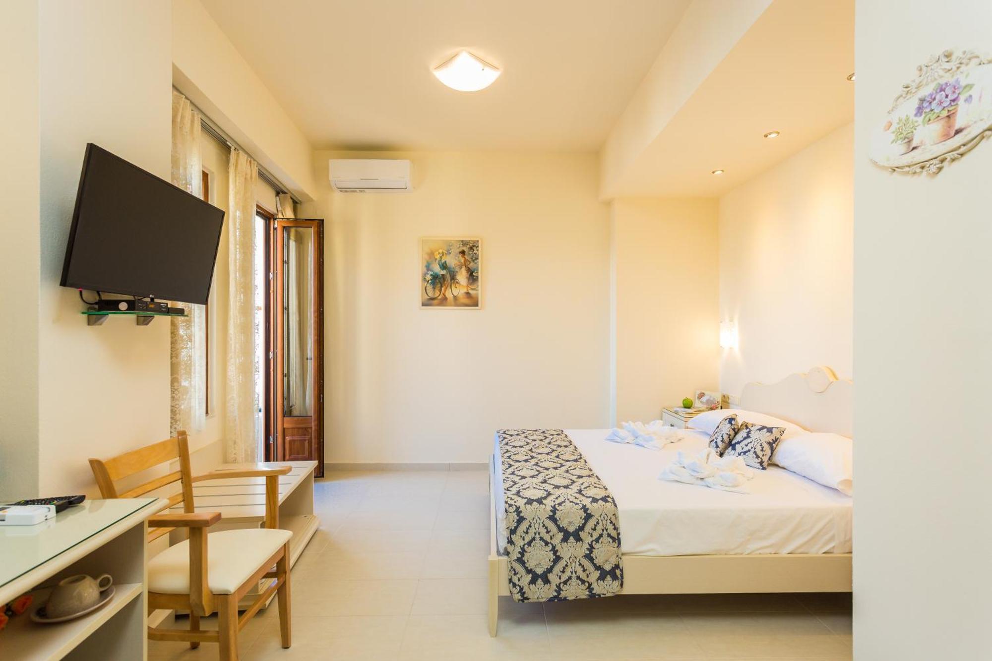 Polyxenia Suites Rethymno  Екстер'єр фото