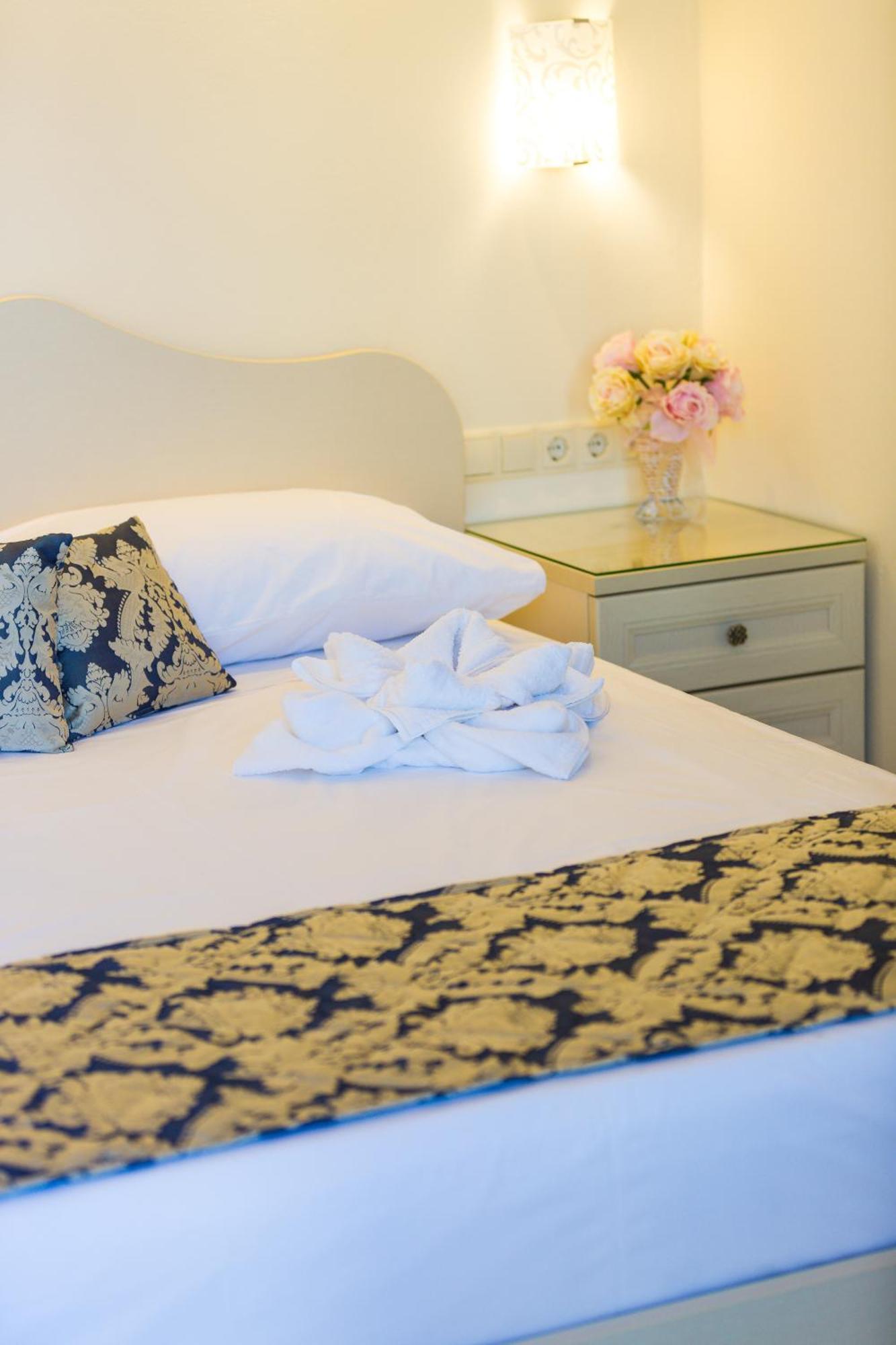 Polyxenia Suites Rethymno  Екстер'єр фото