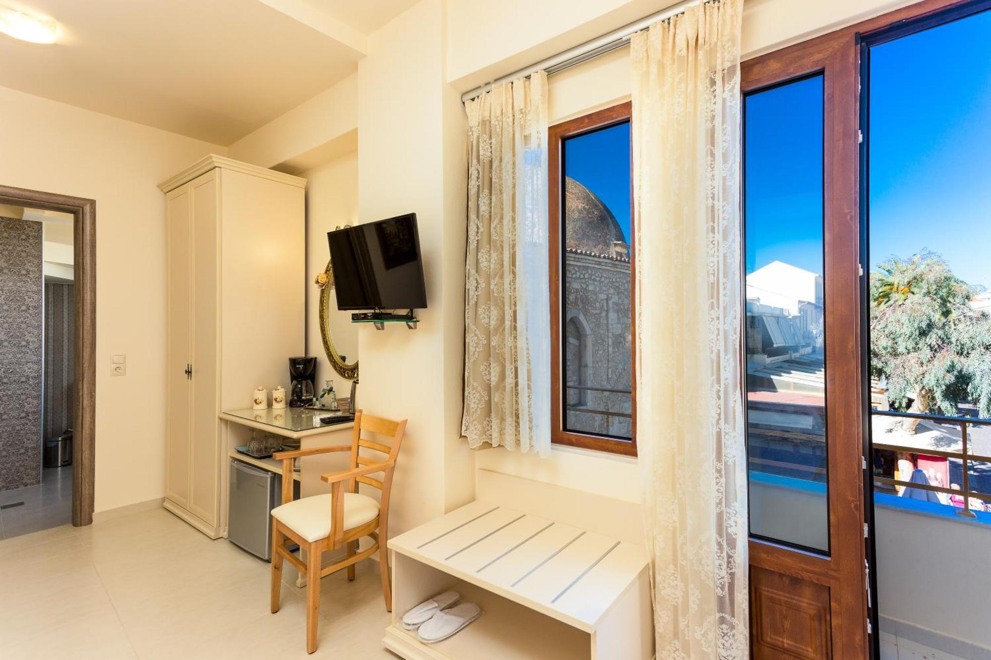 Polyxenia Suites Rethymno  Екстер'єр фото