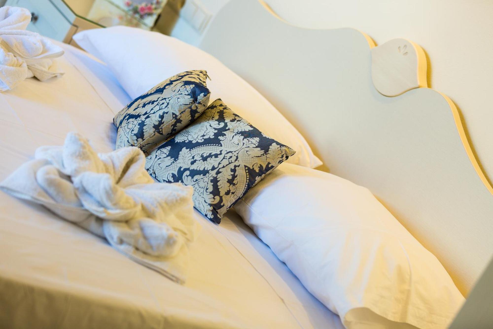 Polyxenia Suites Rethymno  Екстер'єр фото