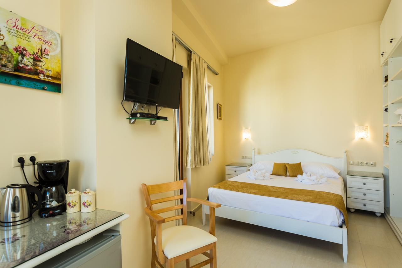 Polyxenia Suites Rethymno  Екстер'єр фото